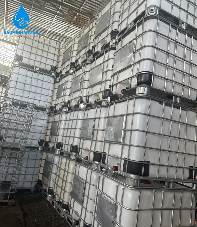 Tank nhựa cũ đẹp trên 90%
